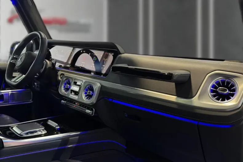 Mercedes-Benz G 450 din 2025 cu 20.600 km - oferta MER172456 - foto 41