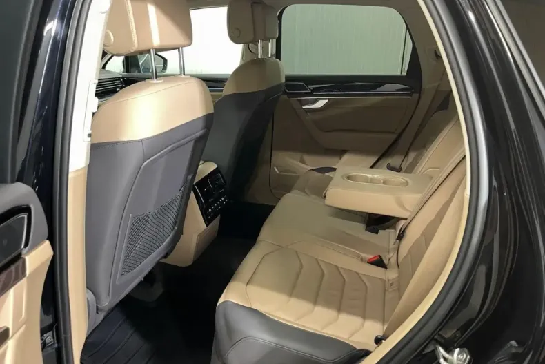 Volkswagen Touareg din 2021 cu 95.507 km - oferta VOL172457 - foto 10