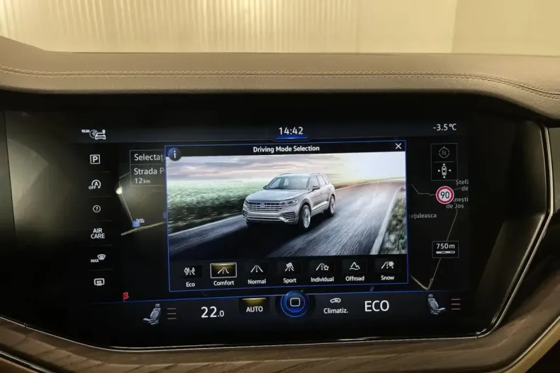 Volkswagen Touareg din 2021 cu 95.507 km - oferta VOL172457 - foto 14