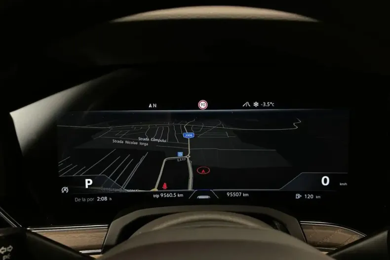 Volkswagen Touareg din 2021 cu 95.507 km - oferta VOL172457 - foto 37