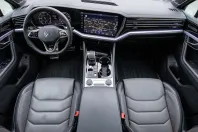 Volkswagen Touareg din 2023 cu 66.000 km - oferta VOL172462 - foto 13