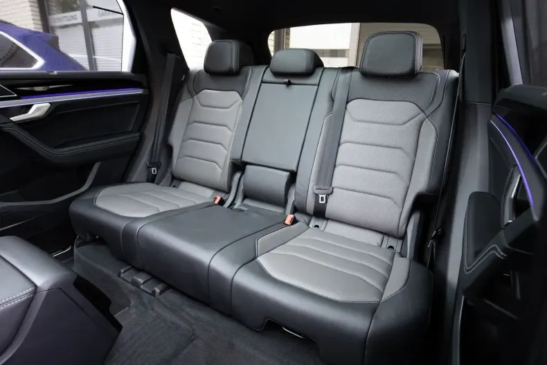 Volkswagen Touareg din 2023 cu 66.000 km - oferta VOL172462 - foto 14