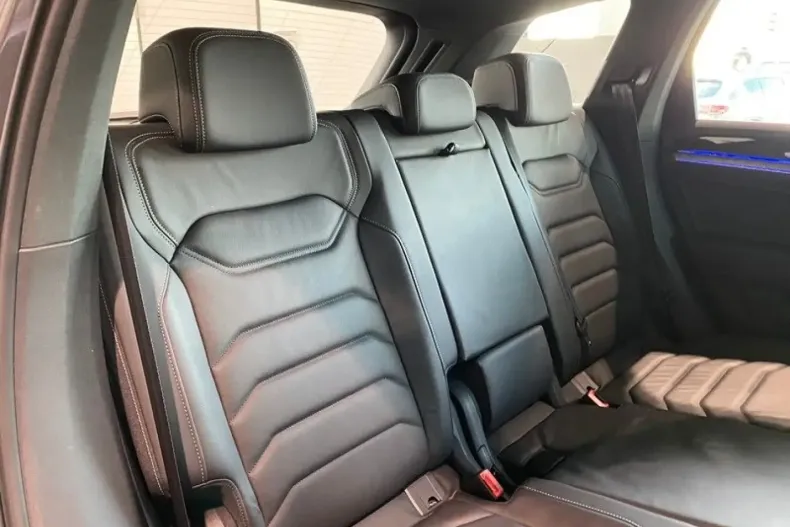 Volkswagen Touareg din 2023 cu 55.287 km - oferta VOL172464 - foto 25