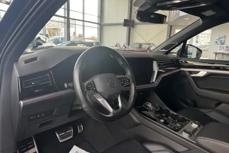 Volkswagen Touareg din 2022 cu 27.500 km - oferta VOL172465 - foto 6