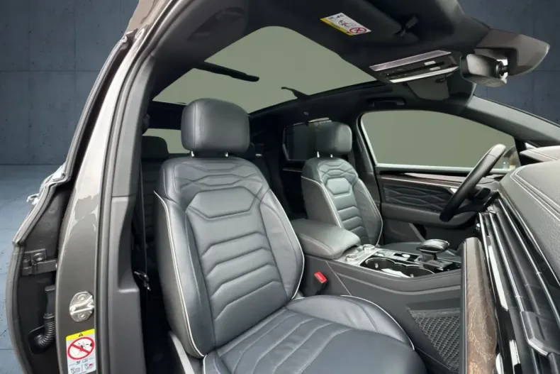 Volkswagen Touareg din 2022 cu 74.844 km - oferta VOL172467 - foto 16