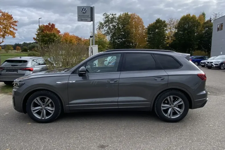 Volkswagen Touareg din 2021 cu 45.514 km - oferta VOL172468 - foto 3