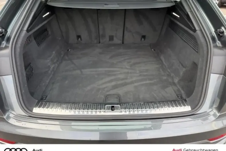 Audi Q8 din 2022 cu 77.171 km - oferta AUD172469 - foto 7