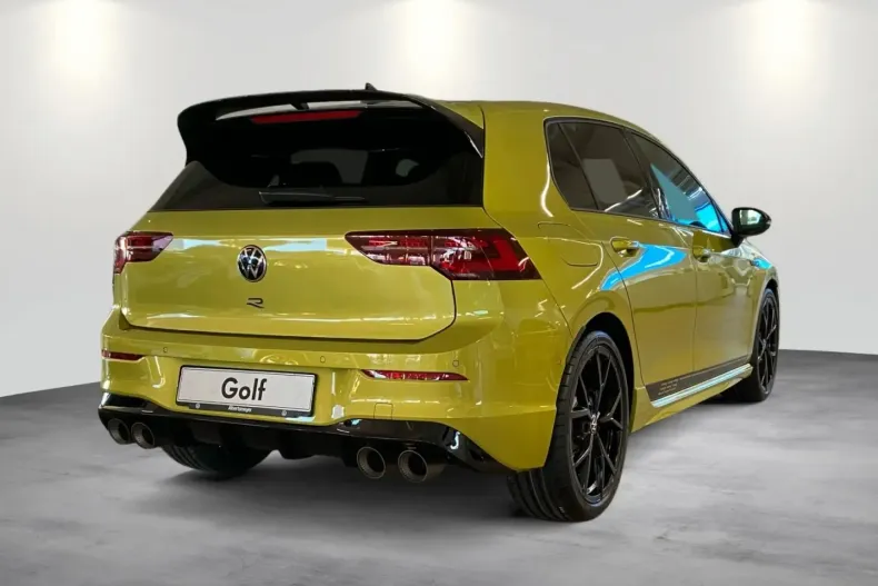 Volkswagen Golf din 2025 cu 9.850 km - oferta VOL172470 - foto 3