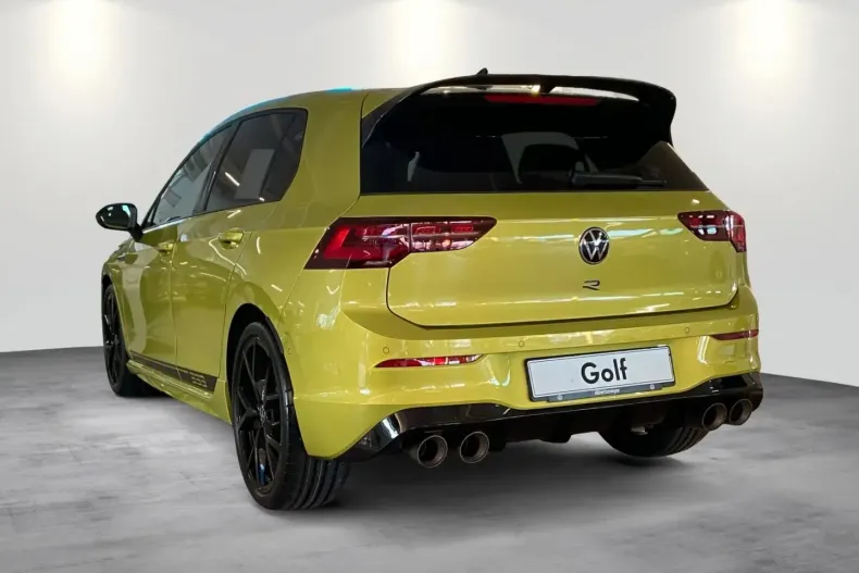 Volkswagen Golf din 2025 cu 9.850 km - oferta VOL172470 - foto 4