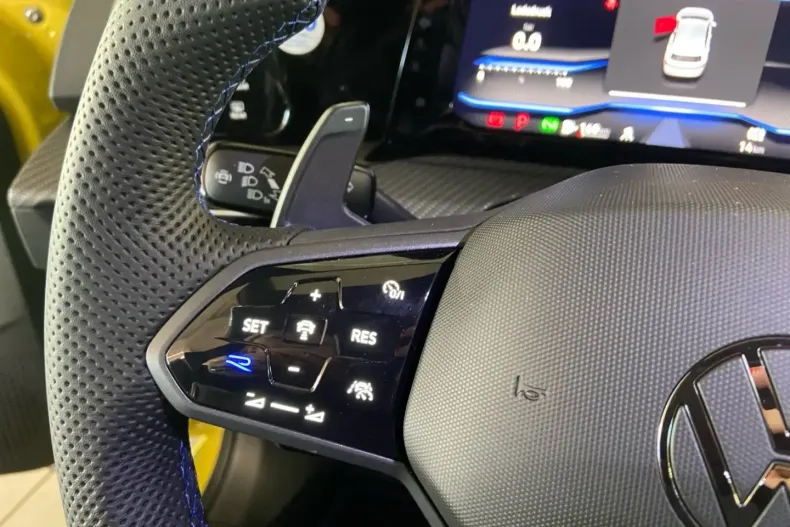 Volkswagen Golf din 2025 cu 9.850 km - oferta VOL172470 - foto 20