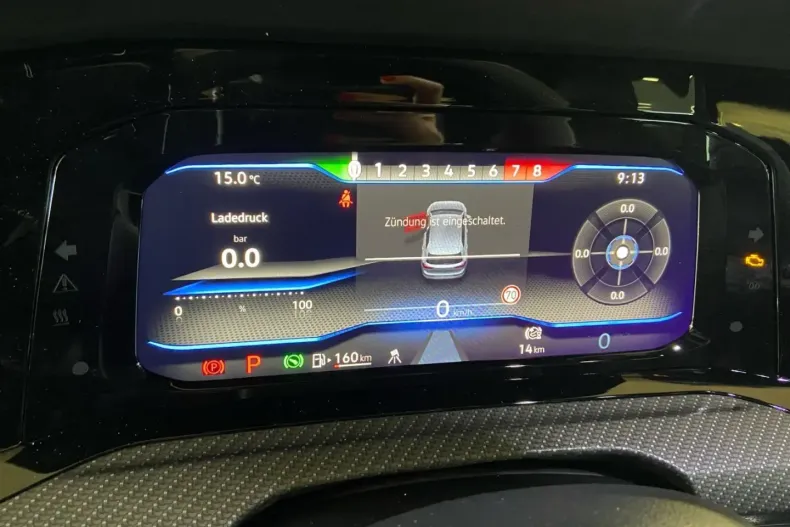 Volkswagen Golf din 2025 cu 9.850 km - oferta VOL172470 - foto 21