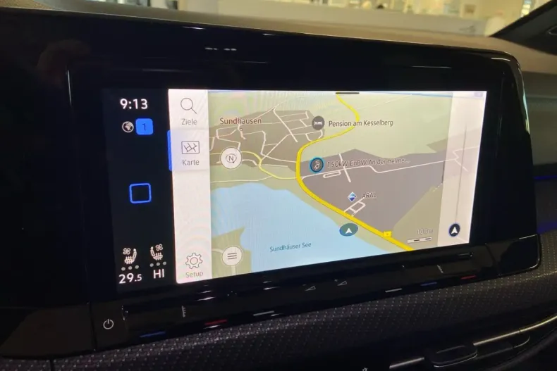 Volkswagen Golf din 2025 cu 9.850 km - oferta VOL172470 - foto 23