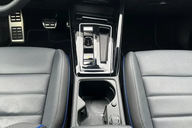 Volkswagen Golf din 2023 cu 22.651 km - oferta VOL172474 - foto 17