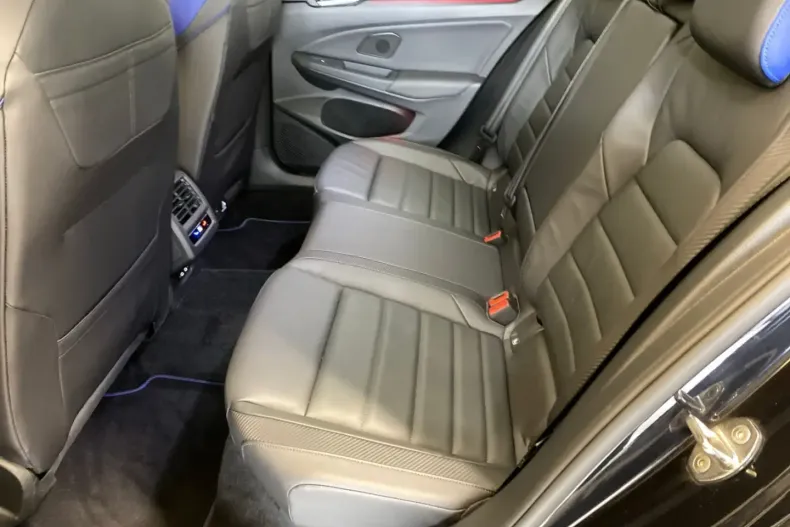 Volkswagen Golf din 2023 cu 38.648 km - oferta VOL172475 - foto 7