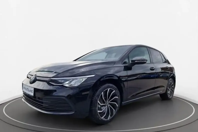 Volkswagen Golf din 2024 cu 27.304 km - oferta VOL172476 - foto 1