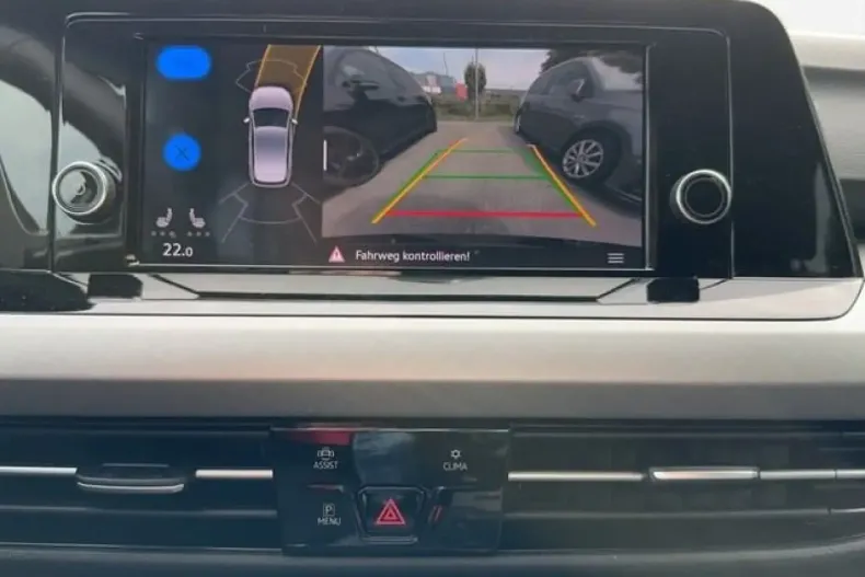 Volkswagen Golf din 2024 cu 27.304 km - oferta VOL172476 - foto 13