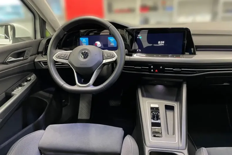 Volkswagen Golf din 2022 cu 64.495 km - oferta VOL172477 - foto 12