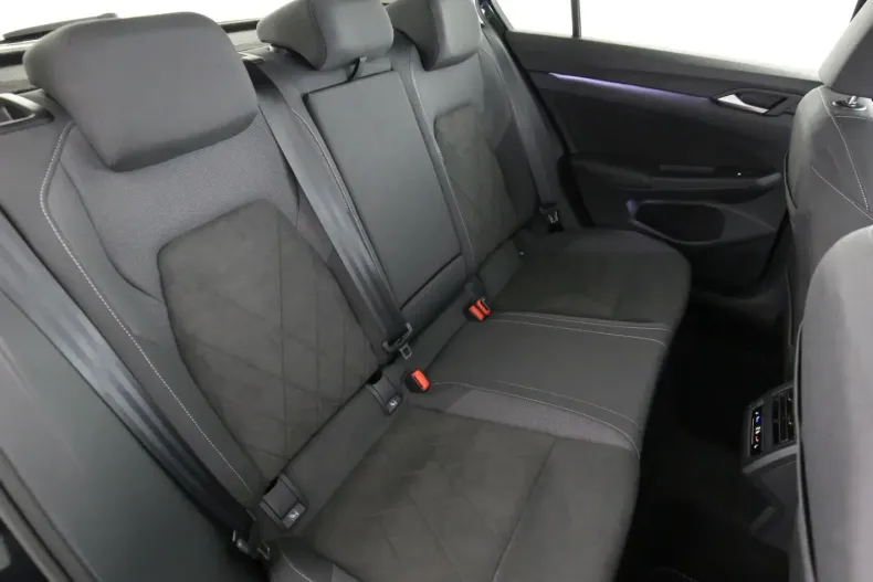 Volkswagen Golf din 2022 cu 44.839 km - oferta VOL172478 - foto 14