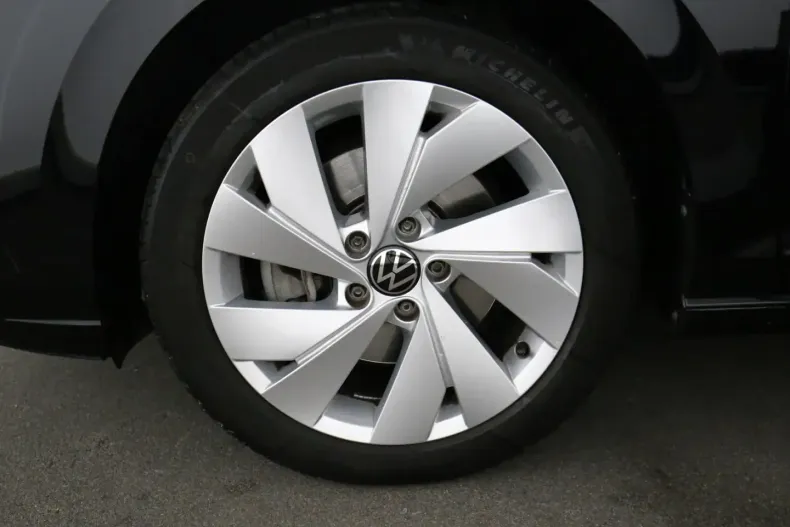 Volkswagen Golf din 2022 cu 44.839 km - oferta VOL172478 - foto 18