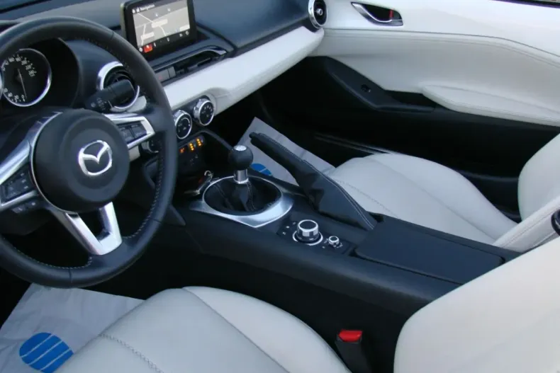 Mazda MX-5 din 2022 cu 10.139 km - oferta MAZ172482 - foto 14