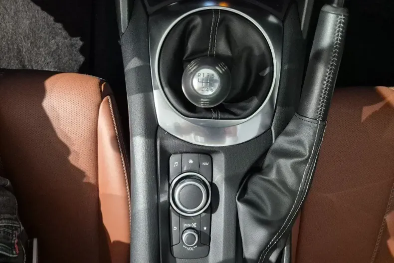 Mazda MX-5 din 2023 cu 22.796 km - oferta MAZ172483 - foto 10