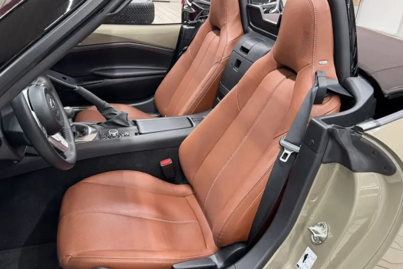 Mazda MX-5 din 2023 cu 31.288 km - oferta MAZ172485 - foto 8