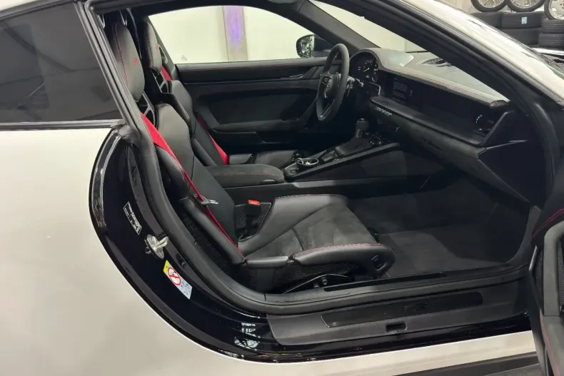 Porsche 992 din 2022 cu 30.000 km - oferta POR172512 - foto 18