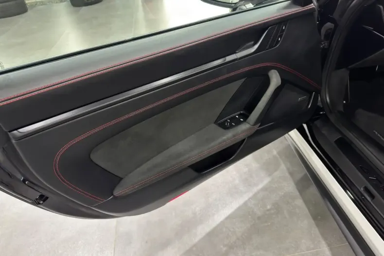 Porsche 992 din 2022 cu 30.000 km - oferta POR172512 - foto 22