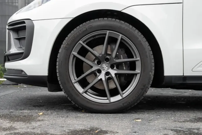 Porsche Macan din 2024 cu 13.800 km - oferta POR172522 - foto 6