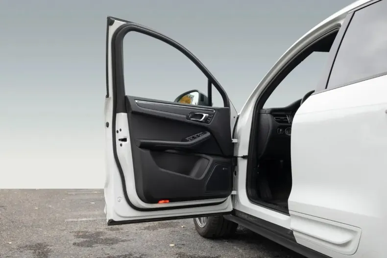 Porsche Macan din 2024 cu 13.800 km - oferta POR172522 - foto 18