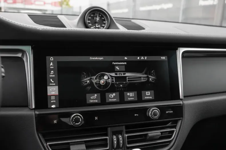 Porsche Macan din 2024 cu 13.800 km - oferta POR172522 - foto 26