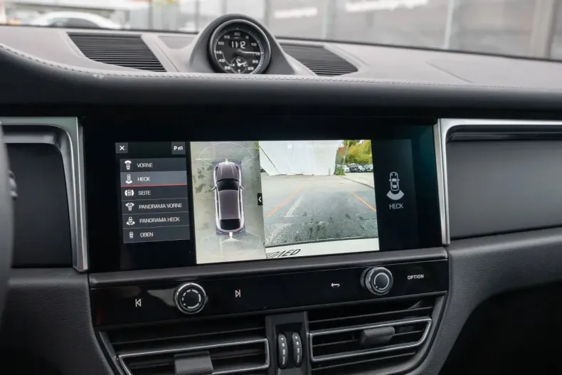 Porsche Macan din 2024 cu 13.800 km - oferta POR172522 - foto 28