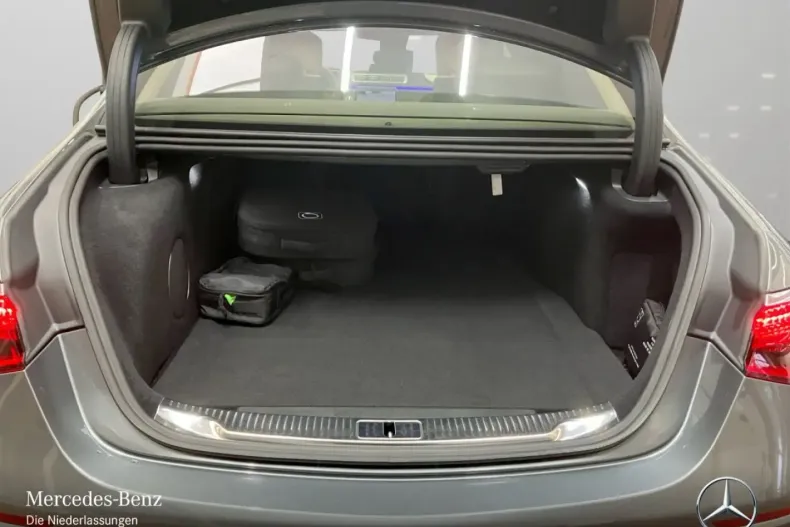 Mercedes-Benz S 63 AMG din 2024 cu 11.986 km - oferta MER172523 - foto 14