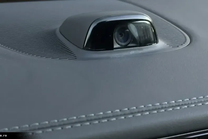 Mercedes-Benz E 300 din 2024 cu 30.975 km - oferta MER172527 - foto 5