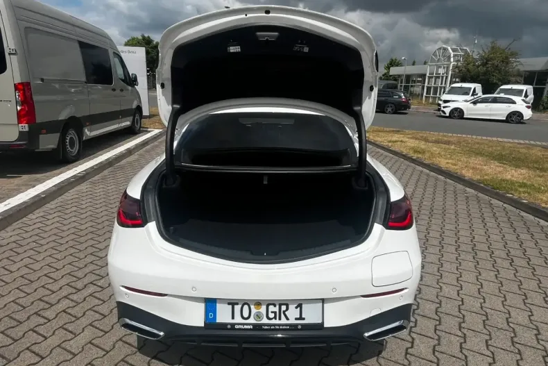 Mercedes-Benz CLE 300 din 2024 cu 28.368 km - oferta MER172531 - foto 13