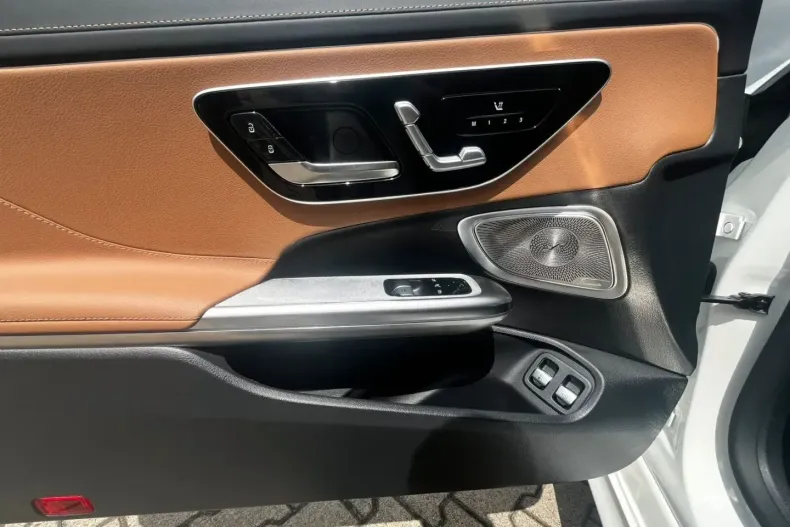 Mercedes-Benz CLE 300 din 2024 cu 28.368 km - oferta MER172531 - foto 17