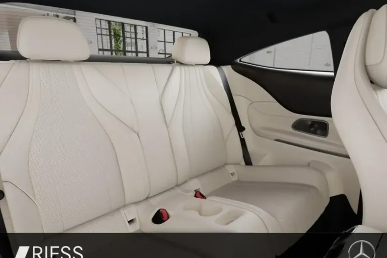 Mercedes-Benz CLE 300 din 2024 cu 18.900 km - oferta MER172532 - foto 4