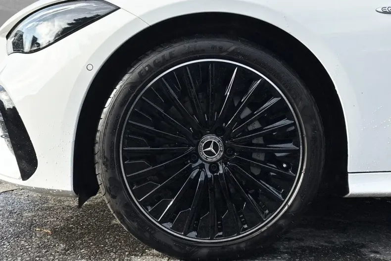 Mercedes-Benz CLE 300 din 2025 cu 19.244 km - oferta MER172534 - foto 9