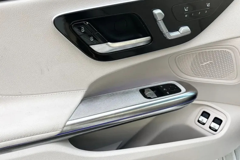 Mercedes-Benz CLE 300 din 2025 cu 19.244 km - oferta MER172534 - foto 11