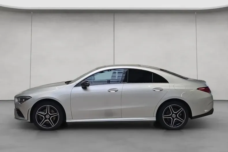 Mercedes-Benz CLA 250 din 2024 cu 38.184 km - oferta MER172535 - foto 4