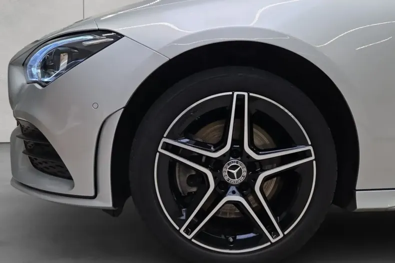 Mercedes-Benz CLA 250 din 2024 cu 38.184 km - oferta MER172535 - foto 19