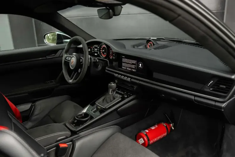 Porsche 992 din 2022 cu 28.000 km - oferta POR172536 - foto 8