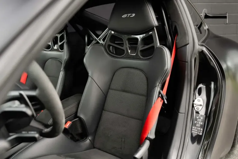 Porsche 992 din 2022 cu 28.000 km - oferta POR172536 - foto 11