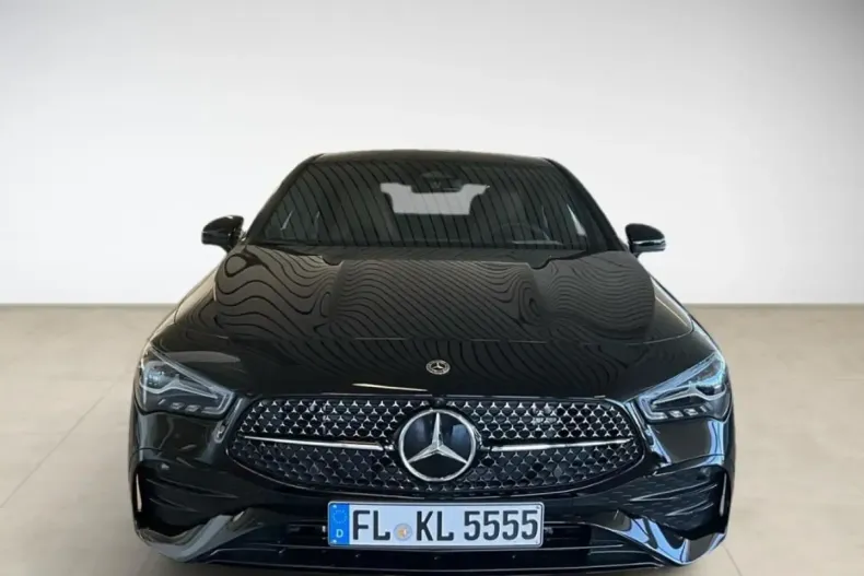 Mercedes-Benz CLA 250 din 2025 cu 10.000 km - oferta MER172538 - foto 4