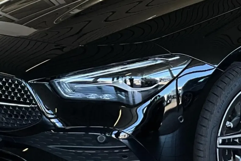 Mercedes-Benz CLA 250 din 2025 cu 10.000 km - oferta MER172538 - foto 8