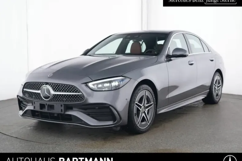 Mercedes-Benz C 400 din 2024 cu 4.620 km - oferta MER172539 - foto 1