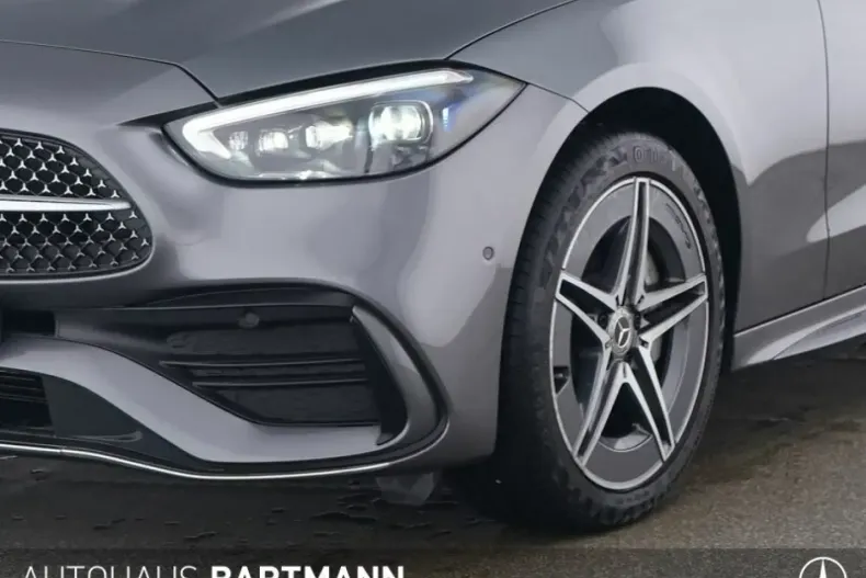 Mercedes-Benz C 400 din 2024 cu 4.620 km - oferta MER172539 - foto 3