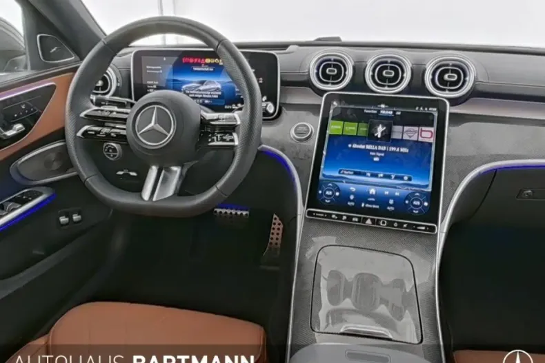 Mercedes-Benz C 400 din 2024 cu 4.620 km - oferta MER172539 - foto 6