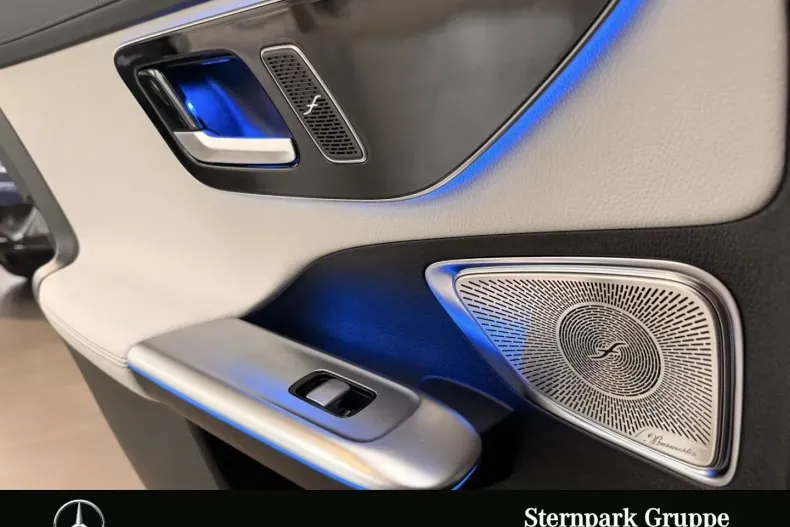 Mercedes-Benz C 300 din 2024 cu 14.863 km - oferta MER172543 - foto 9