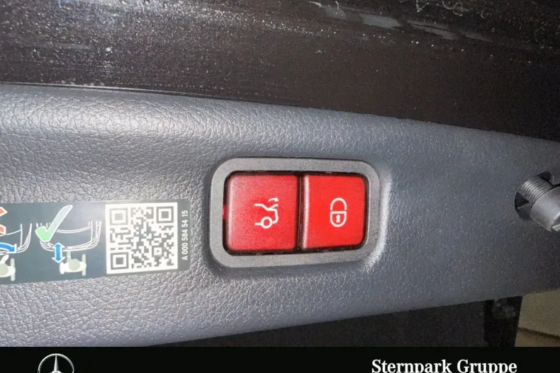 Mercedes-Benz C 300 din 2024 cu 14.863 km - oferta MER172543 - foto 20